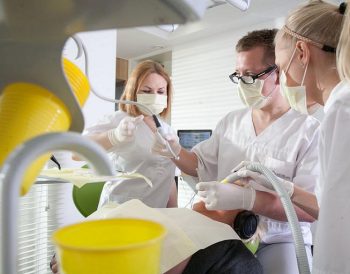 Utrata jednego zęba jest groźniejsza, niż sądzisz
